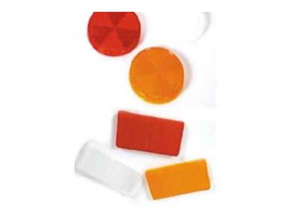 Catadioptres et plaque danger orange pliable